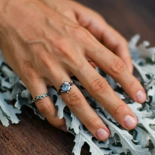 Elisabeth Moonstone Ring