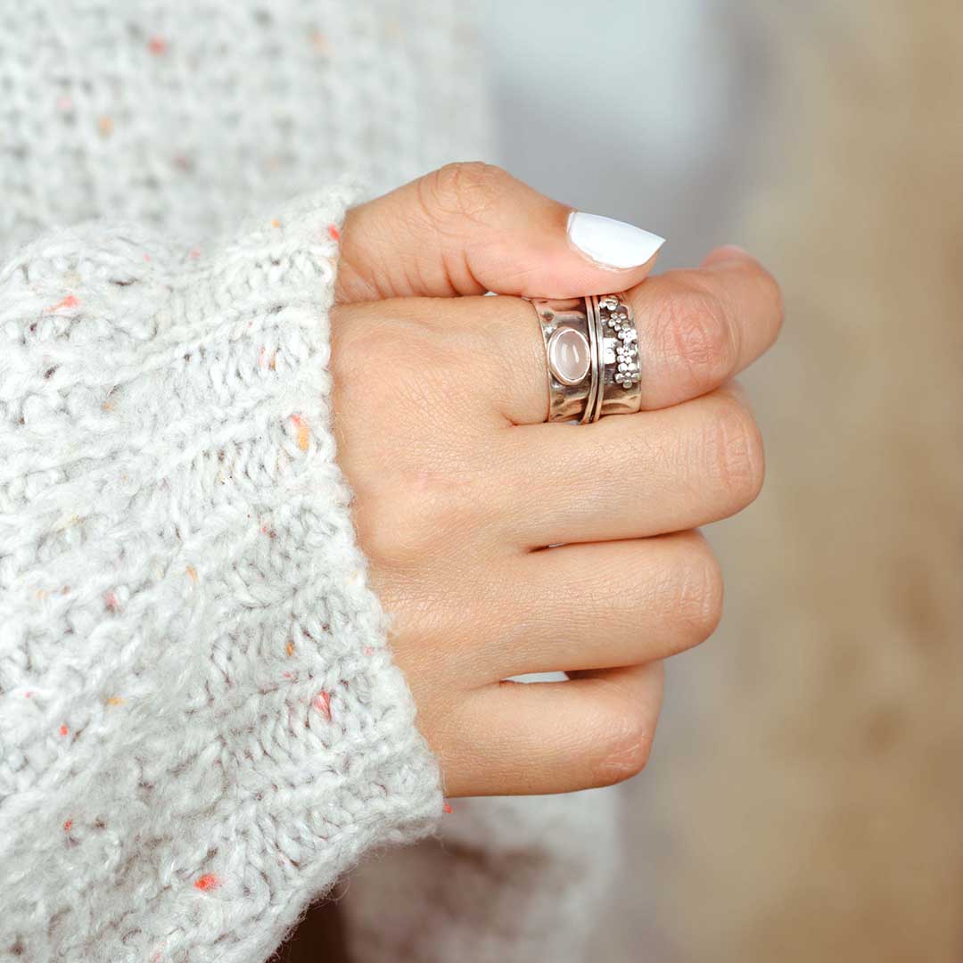 Elegant Rose Quartz Flowers and Butterfly Spinner Ring