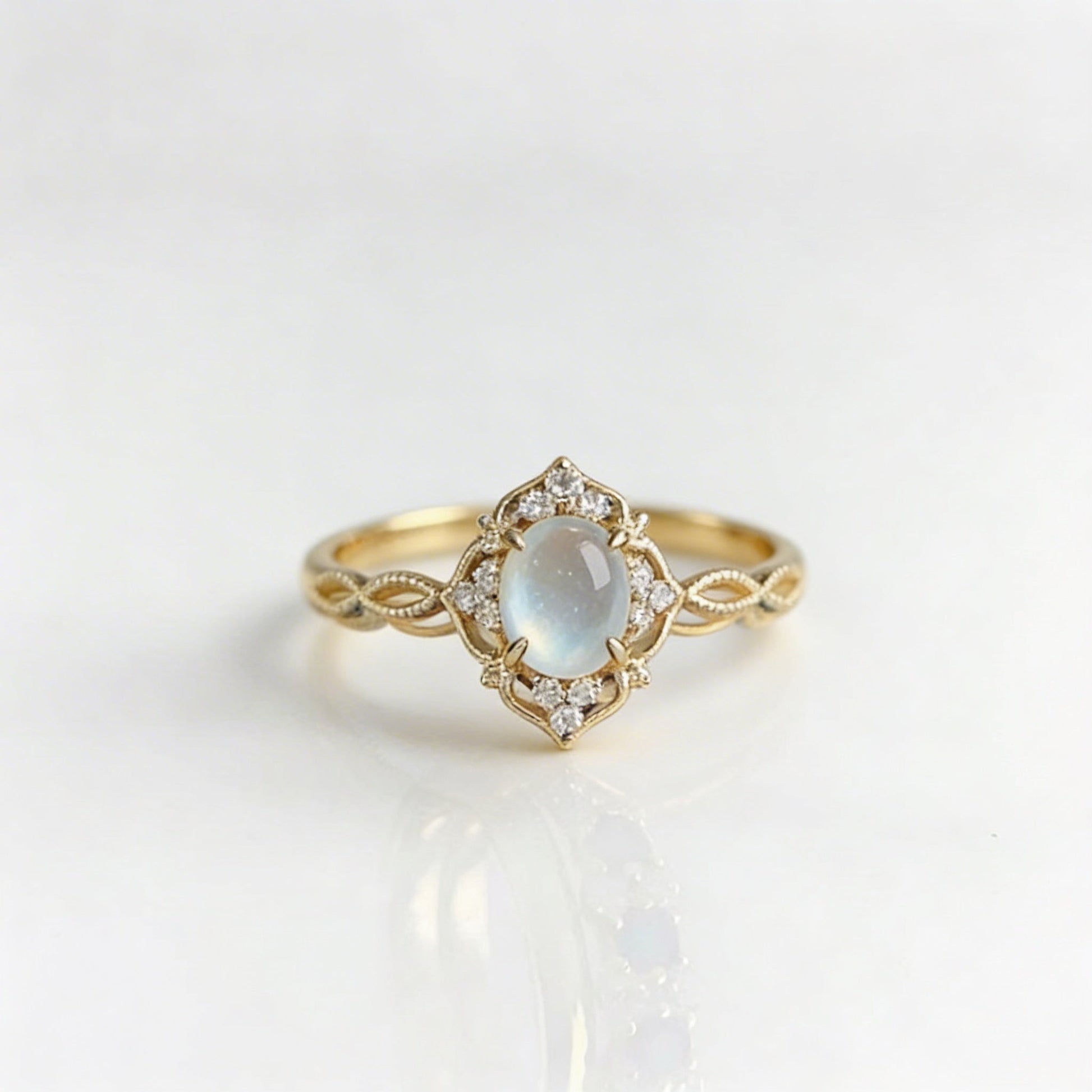 Elegant Hollow Flower With Cat Eye Stone Moonstone Ring