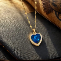 Jaselle Vireyne Gold Necklace