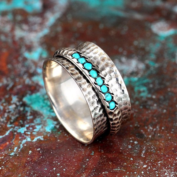 Elegant Hammered Silver Plated Turquoise Spinner Ring