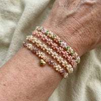 Daisy Heart Golden Bracelet Pack