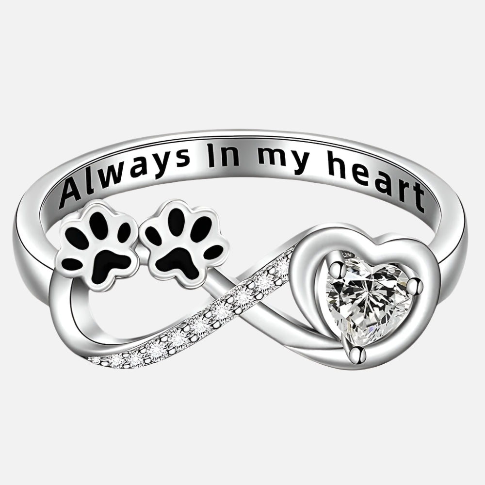 Heart-shaped cubic zirconia ring with infinity design