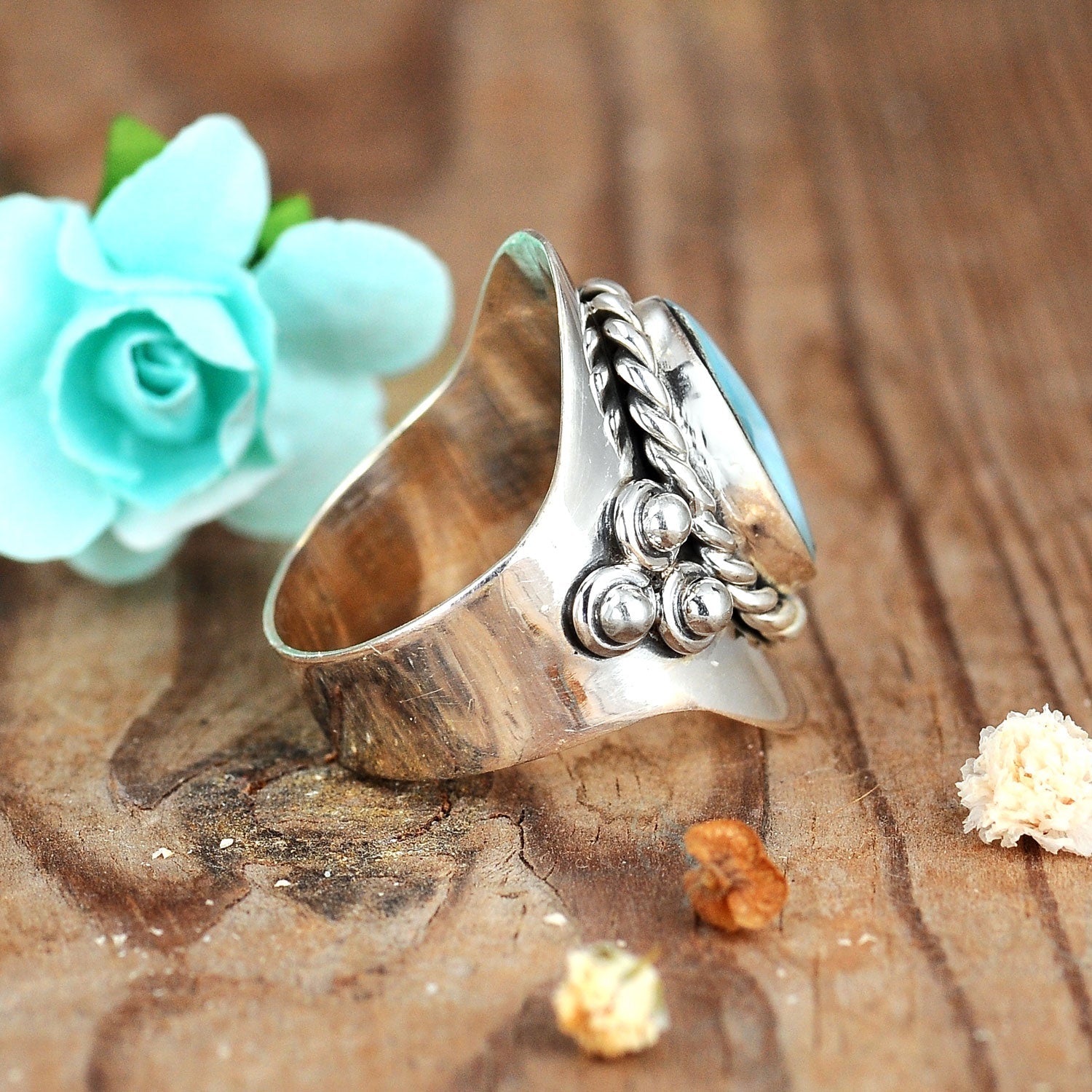 Vintage Style Oval Larimar Silver Boho Ring