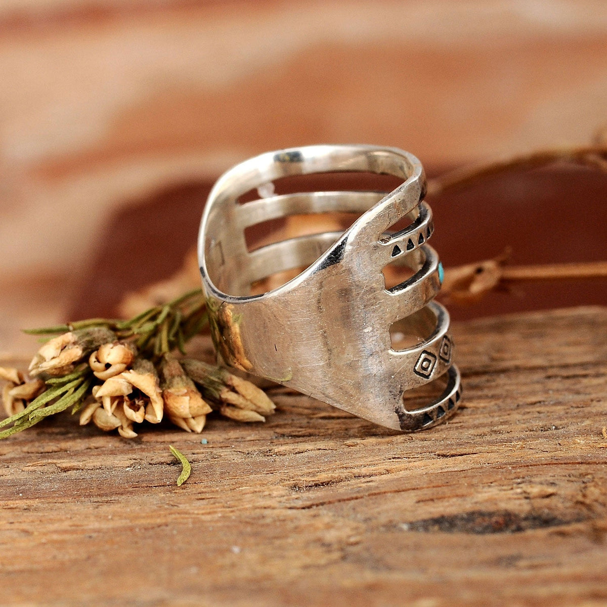 Bohemian Aztec Style Turquoise Wide Band Silver Ring
